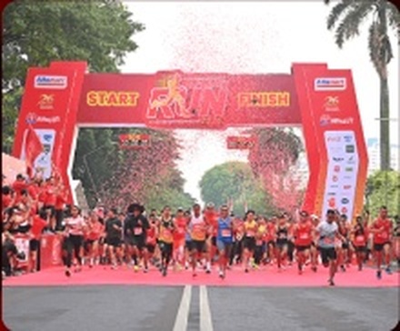 Start Gate Confetti GIK UGM